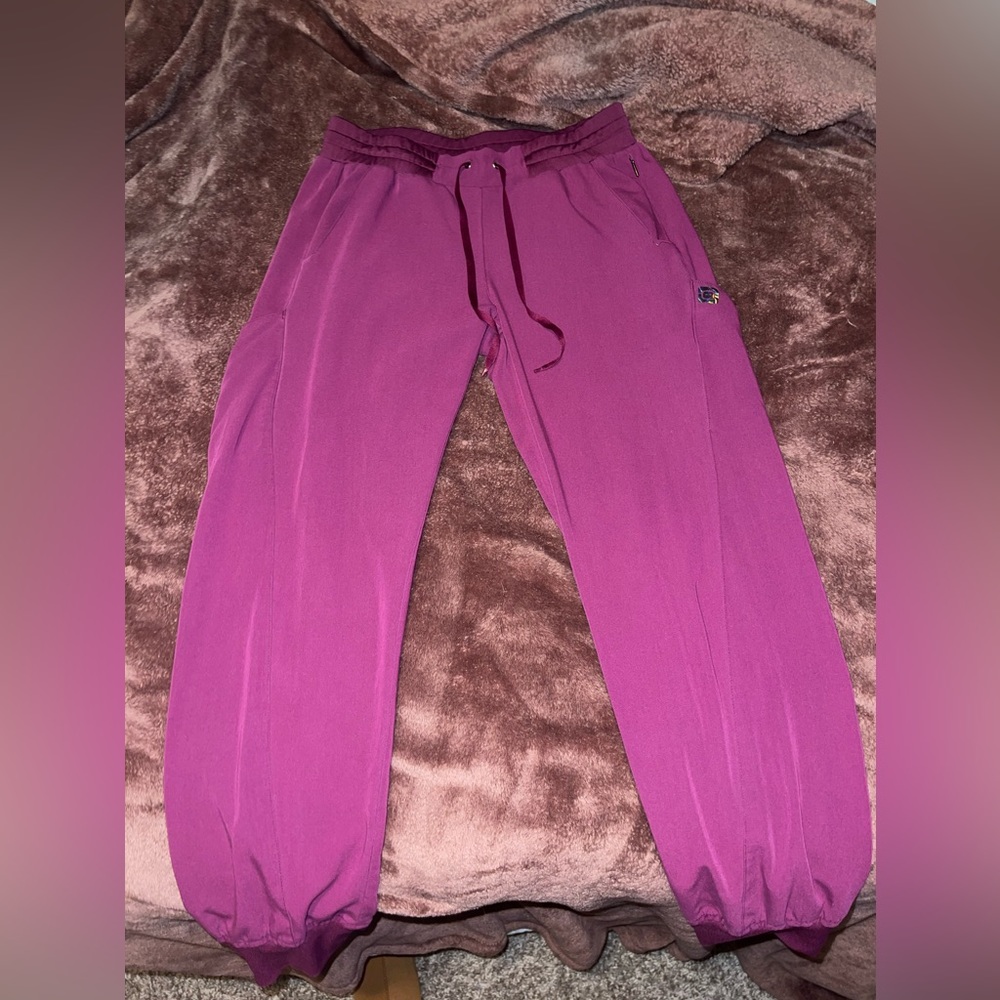 Wink Scrub Joggers